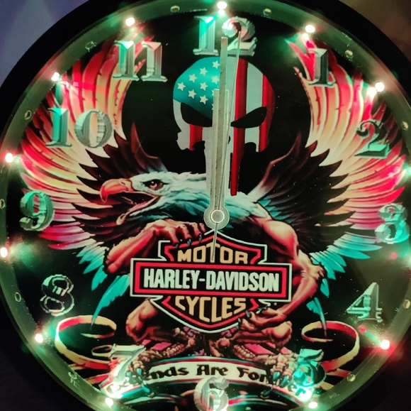 COPY - Harley Davidson clock - Picture 7 of 14